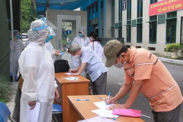 Thủ tướng: Cần thực hiện tốt thông điệp 5K của Bộ Y tế