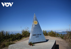 Conquering Chieu Lau Thi peak in Ha Giang