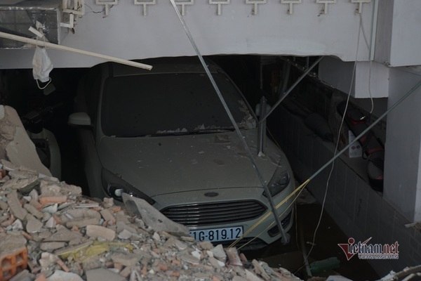 Hình ảnh tan hoang sau vụ nổ sập nhà ở Sài Gòn