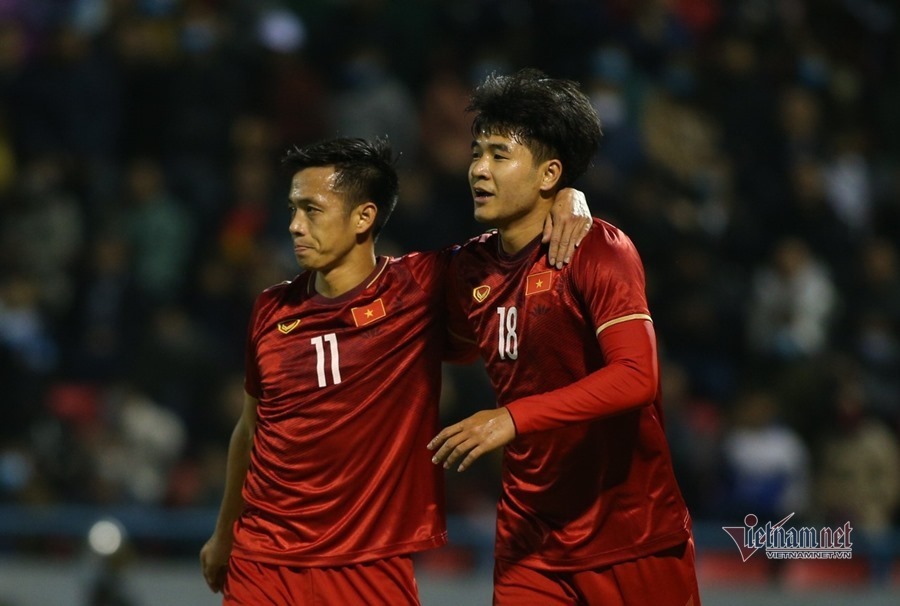 Tuyển Việt Nam 3-2 U22 Việt Nam: Thất vọng và hy vọng