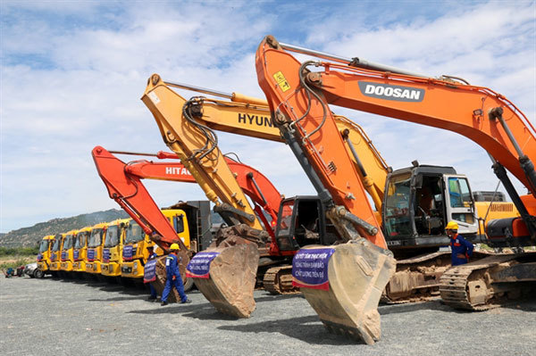 Transport ministry closely supervises progress of North-South Expressway’s construction