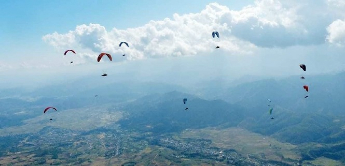 Lai Chau holds Open Putaleng Paragliding Tournament 2020