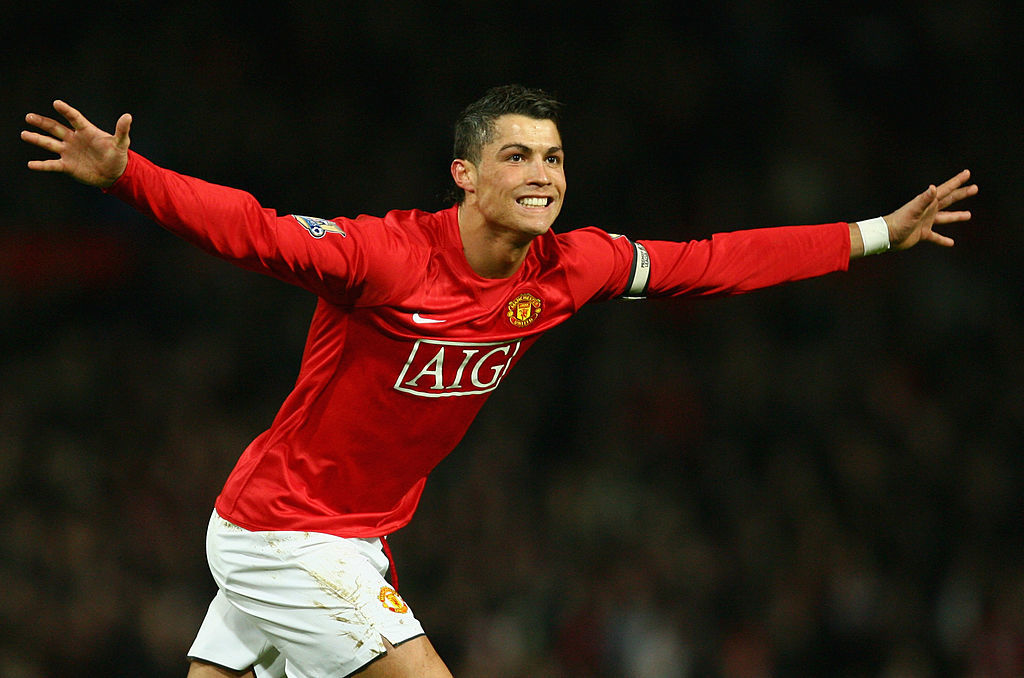 Ronaldo đến MU dẫn đầu chuyển nhượng đỉnh nhất Premier League
