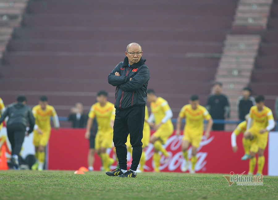 V-League chưa bùng nổ, thầy Park lại phải vạch kế tính chiêu