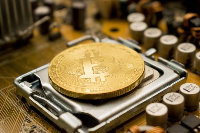 Bitcoin tăng khủng, lập kỷ lục cao nhất mọi thời đại