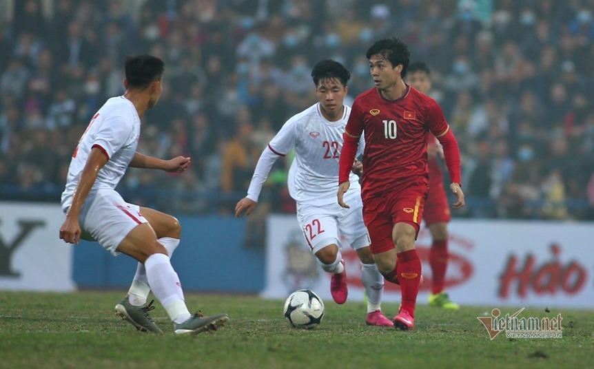 Vì sao Công Phượng bay khỏi top 5 Quả bóng vàng Việt Nam?