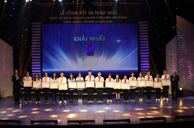 Khơi dậy tiềm năng sáng tạo khoa học kỹ thuật trong thanh, thiếu niên, nhi đồng