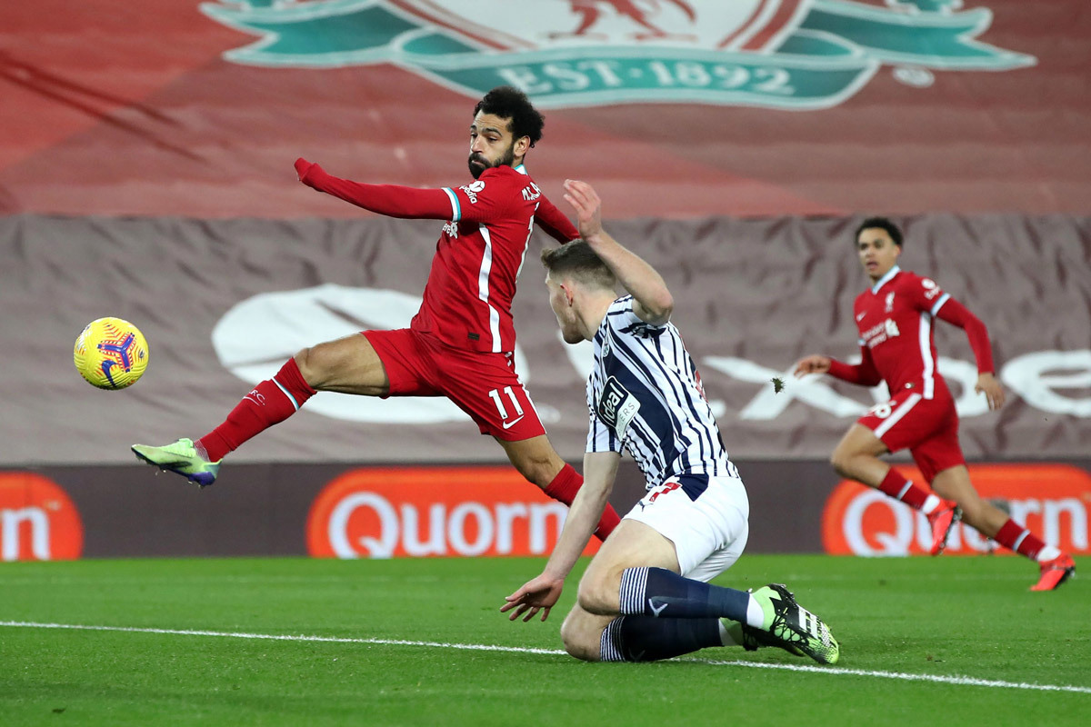Liverpool hòa bẽ bàng: Klopp đau đầu vì Salah