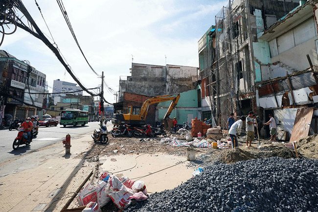 HCMC’s second metro line project on verge of capital shortage