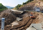 Vỡ kênh ở Thanh Hóa, gần 4ha đất lúa bị vùi lấp