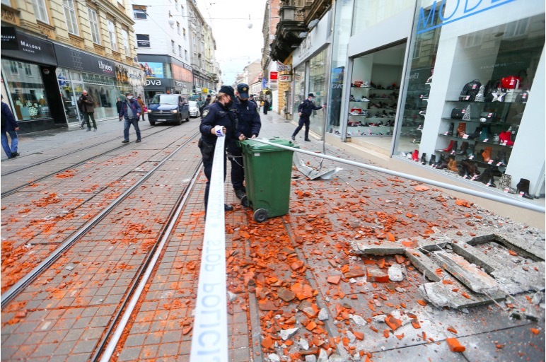 Động đất mạnh ở Croatia, nhiều toà nhà đổ sập