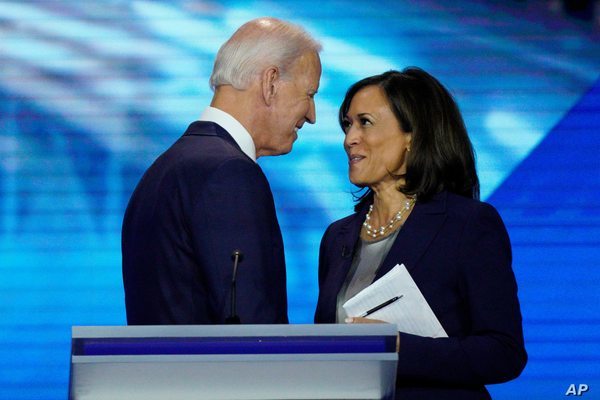 Ông Biden khiến dư luận 'tròn mắt' khi gọi bà Harris là 'Tổng thống đắc cử'