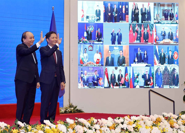 COVID-19 successes, multilateral diplomacy, devastating disasters among Vietnam’s top events in 2020