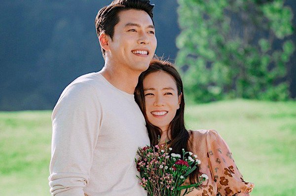 Công ty quản lý xác nhận Hyun Bin và Son Ye Jin đang yêu nhau