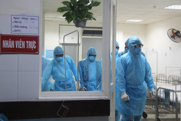 Phát hiện 2 ca Covid-19 lây nhiễm cộng đồng ở Hải Dương và Quảng Ninh