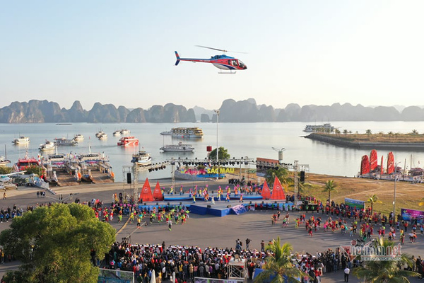 Carnaval mùa đông: Bừng sáng kỳ quan, lan toả nụ cười Hạ Long