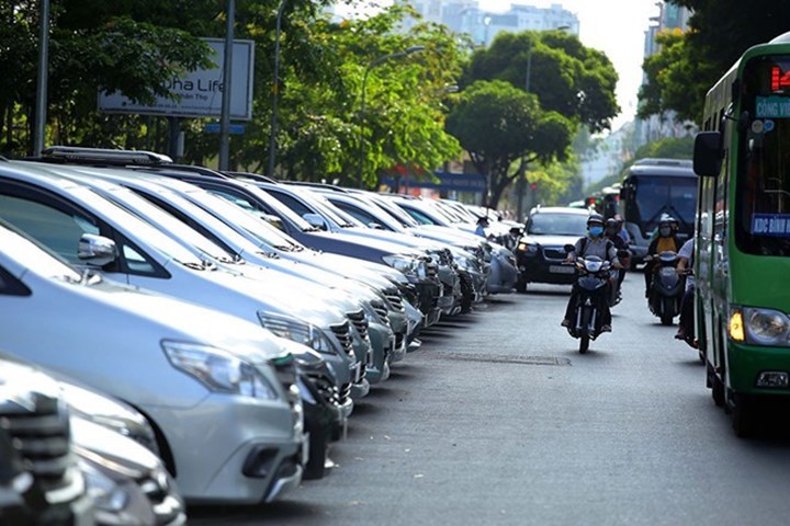 Những lý do nên quay đầu ra ngoài khi đỗ xe