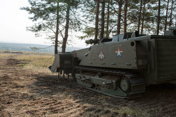 Video người máy công binh Nga rà phá bom mìn