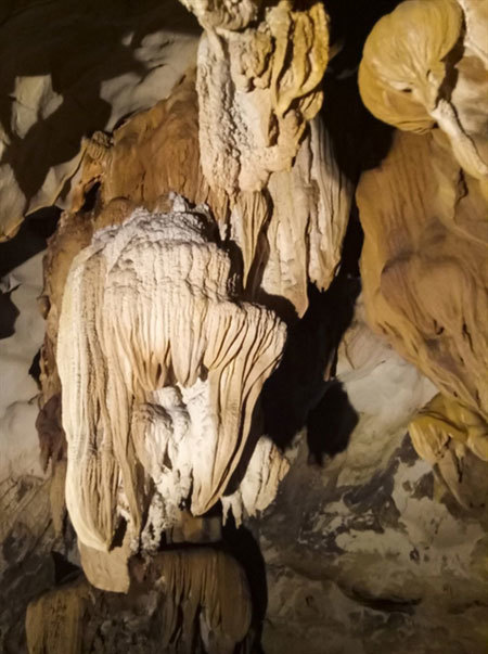 Tham Khen cave, natural masterpiece in Dien Bien