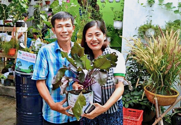 Người dân TP.HCM mở 'Shop 0đ', lan tỏa thú vui trồng cây