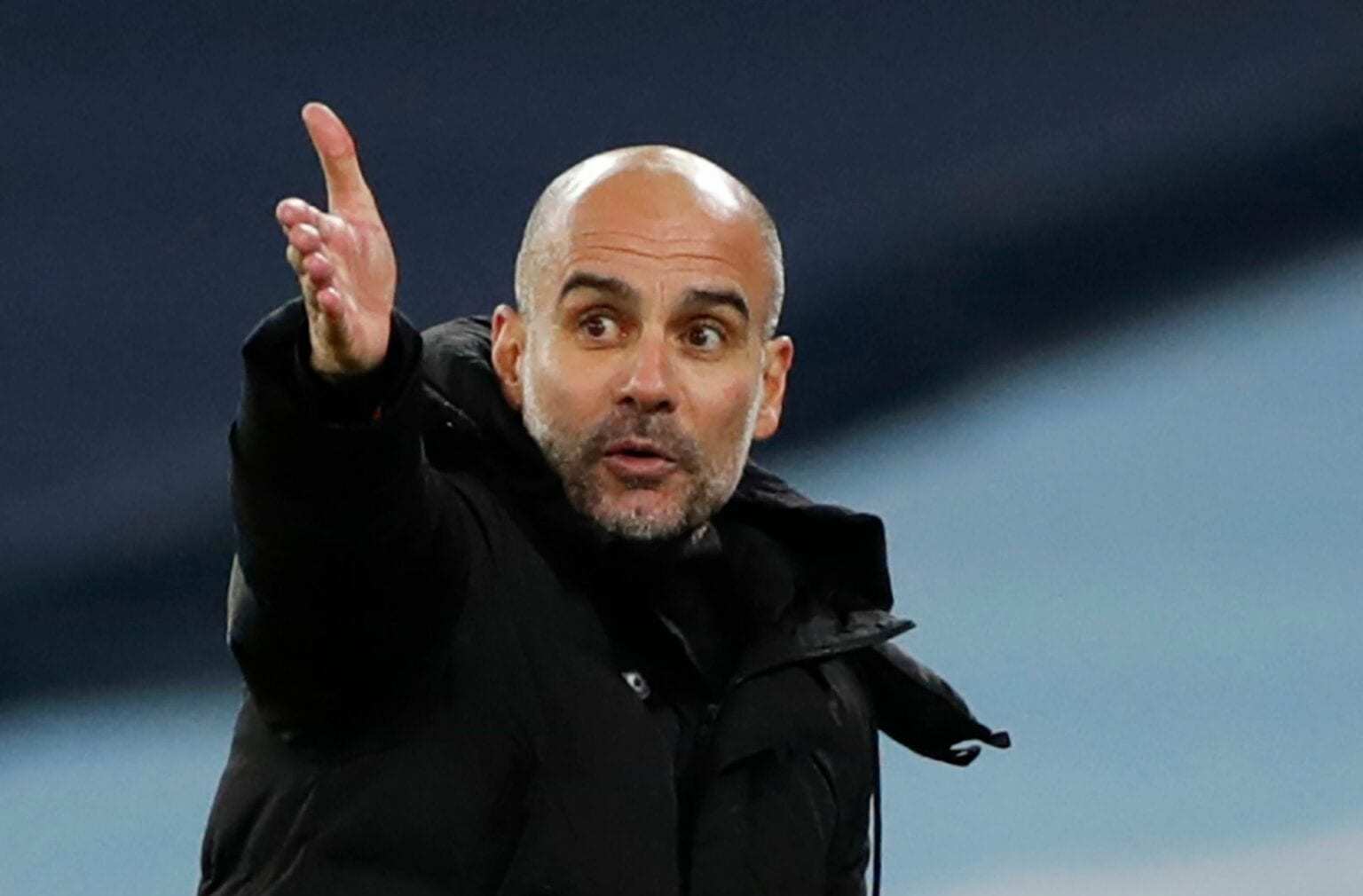 Man City dẫn đầu, Pep Guardiola khiến các chuyên gia... cứng họng