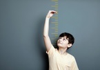 Căn bệnh lạ khiến bé trai 11 tuổi ở Thanh Hóa cao 1,8m