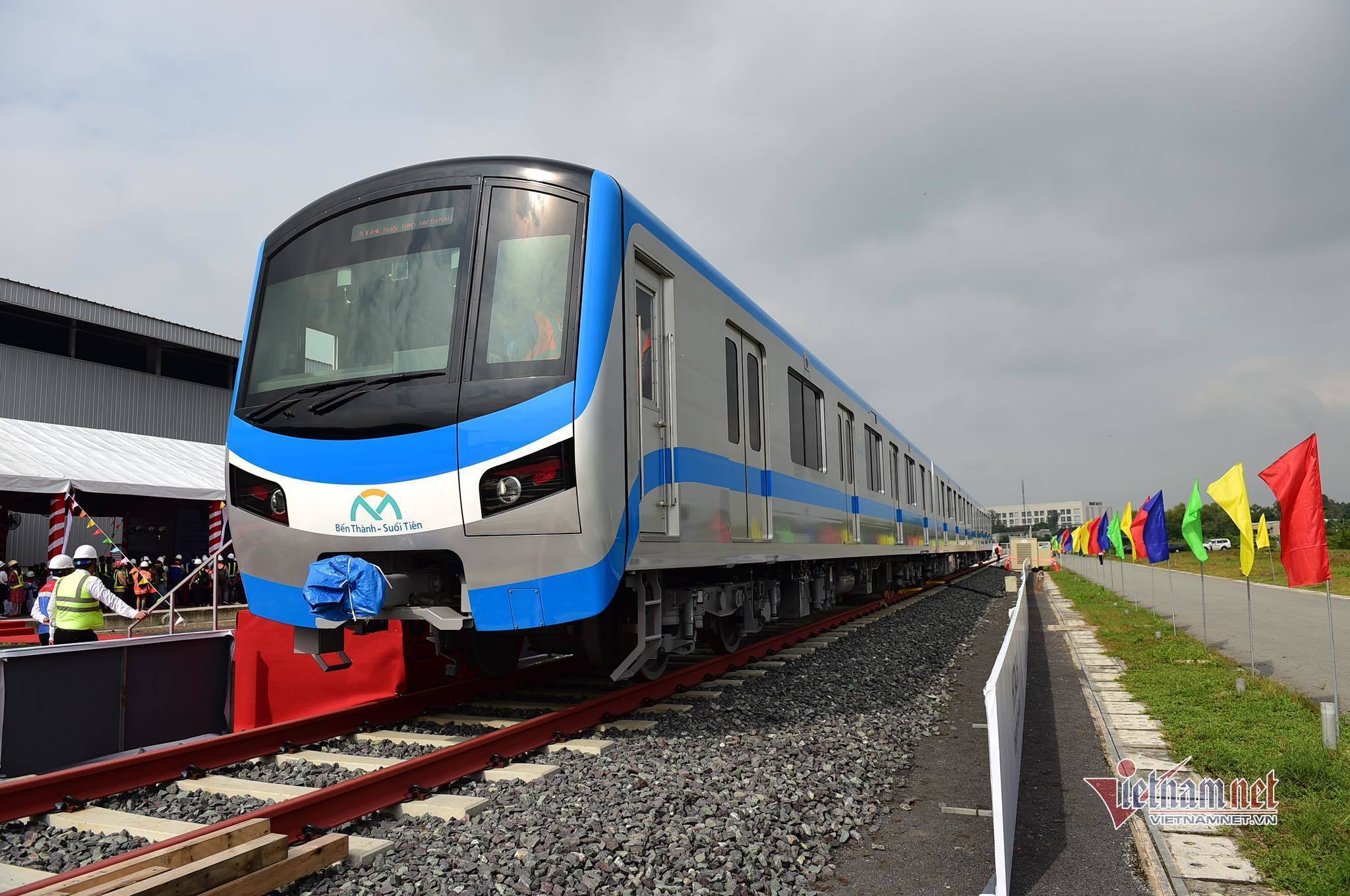 Nhập khẩu 17 đoàn tàu metro Bến Thành - Suối Tiên trong năm 2022
