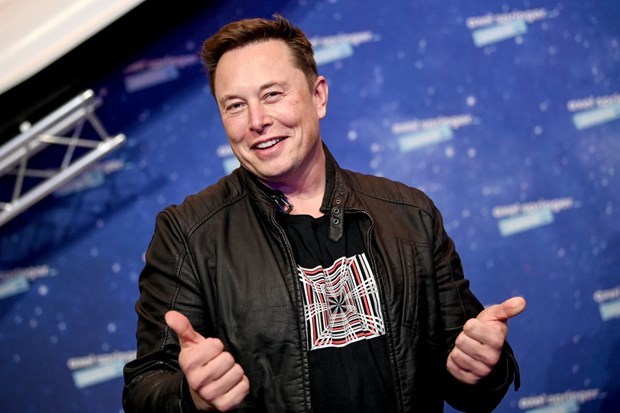 Elon Musk vượt Jeff Bezos trở thành người giàu nhất thế giới