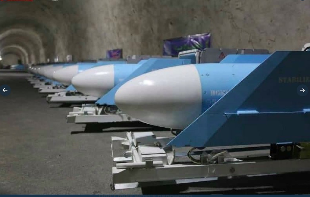 Iran tiết lộ căn cứ tên lửa ngầm tuyệt mật ở Vùng Vịnh