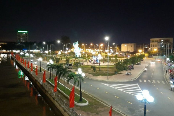 Phó Thủ tướng dự lễ công bố TP Tân An hoàn thành nhiệm vụ xây dựng nông thôn mới