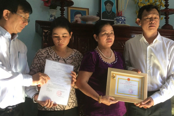 Bốn người được 'sống lần 2' nhờ hành động của một người mẹ