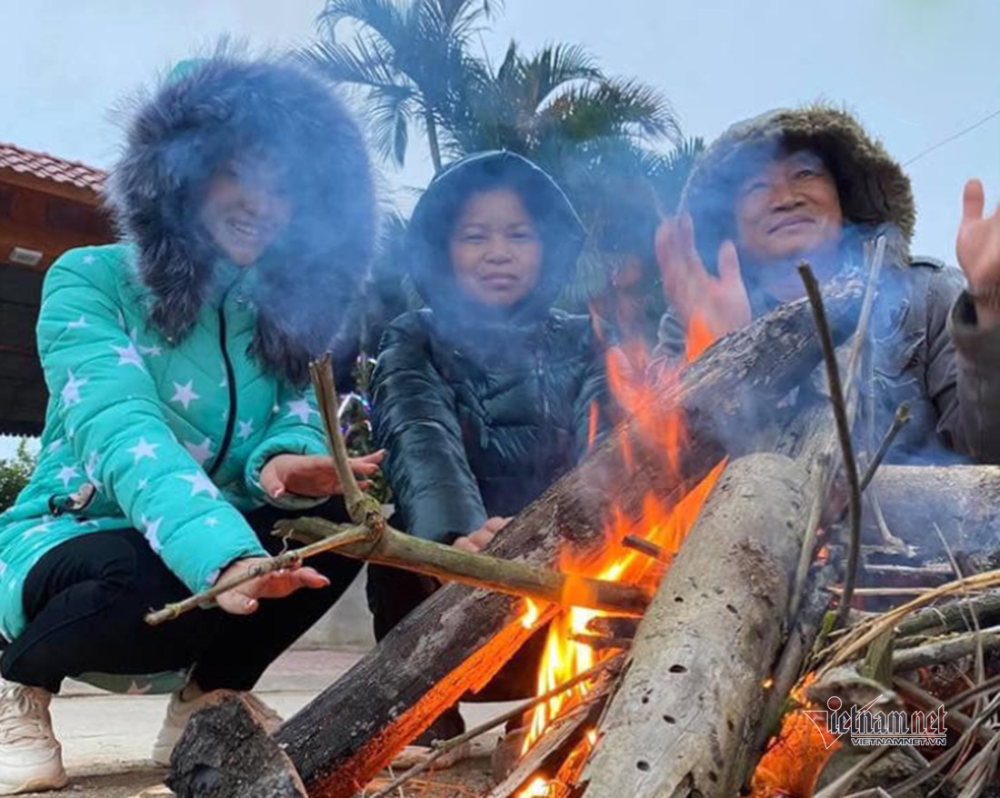 Rét 'cắt da cắt thịt', người dân ở Nghệ An đốt lửa chống chọi