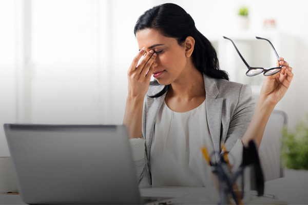 Năm hành động nhỏ gây tác hại cho mắt