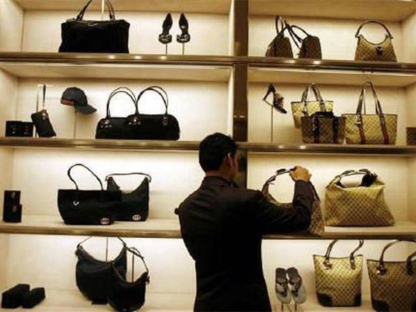 UK trade deal gives Vietnamese consumers greater access to luxury goods