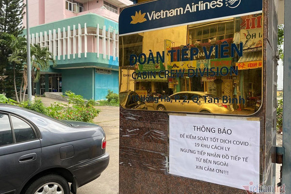 Nam tiếp viên Vietnam Airlines làm lây lan Covid-19 bị khởi tố