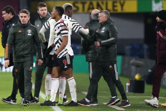 Sao MU cảnh báo Liverpool: Hãy đợi đấy, Anfield!