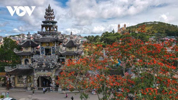 An insight into a beautiful Buddhist Shrine in Da Lat