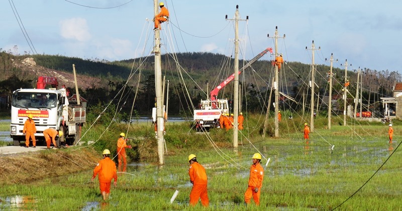 Gấp rút tháo gỡ khó khăn về thủ tục cho Dự án đường dây 500kV Vân Phong–Vĩnh Tân