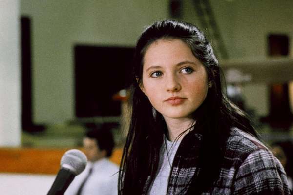 Diễn viên Jessica Campbell chết không rõ nguyên nhân ở tuổi 39