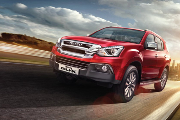 Isuzu tặng lì xì cho khách hàng mua xe Mu-X