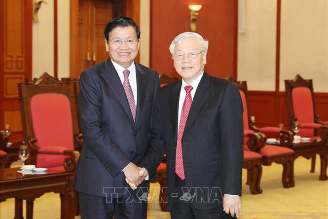 Tổng Bí thư, Chủ tịch nước chúc mừng tân Tổng Bí thư Lào