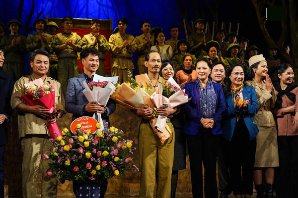 Xuân Bắc ra mắt vở diễn trên cương vị Giám đốc Nhà hát Kịch Việt Nam