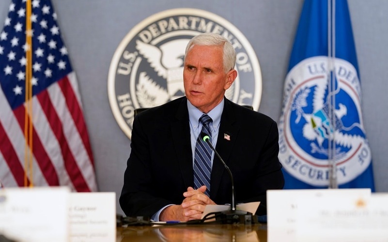 Ông Pence gọi điện cho bà Harris chúc mừng và đề nghị hỗ trợ