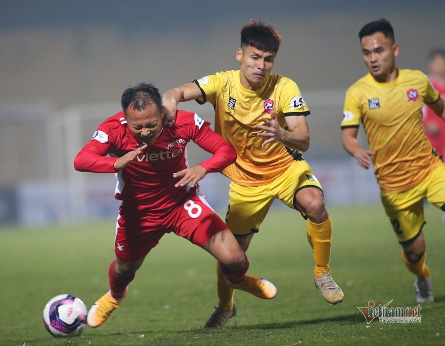 Hà Nội FC, Viettel 'sóng gió' ở V