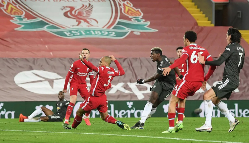 Alisson xuất thần, Liverpool thoát thua trước MU