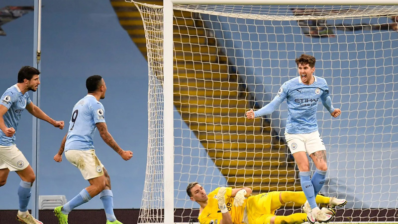 Stones bừng sáng, Man City đè bẹp Crystal Palace