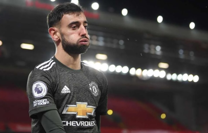 MU lập kỷ lục đấu top 6, Bruno Fernandes hứng gạch đá