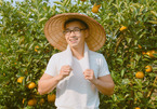 Young man from Hanoi returns to his hometown to grow oranges, make billions of VND