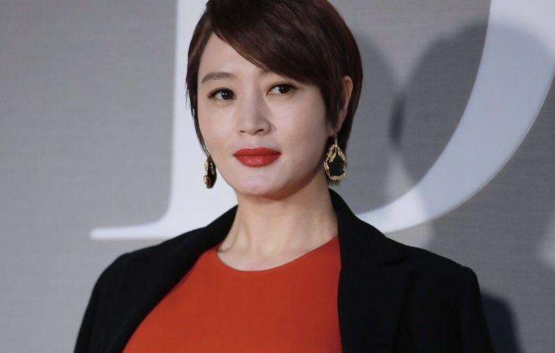 Màn tái xuất đáng mong đợi của 'ảnh hậu' Kim Hye-soo