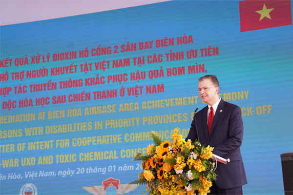 Công bố kết quả bước đầu Dự án Xử lý ô nhiễm dioxin sân bay Biên Hòa